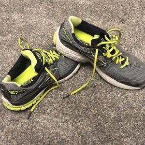 Brooks running shoes-size 9 men’s